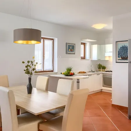 Ferienvilla Desire Karpinjan